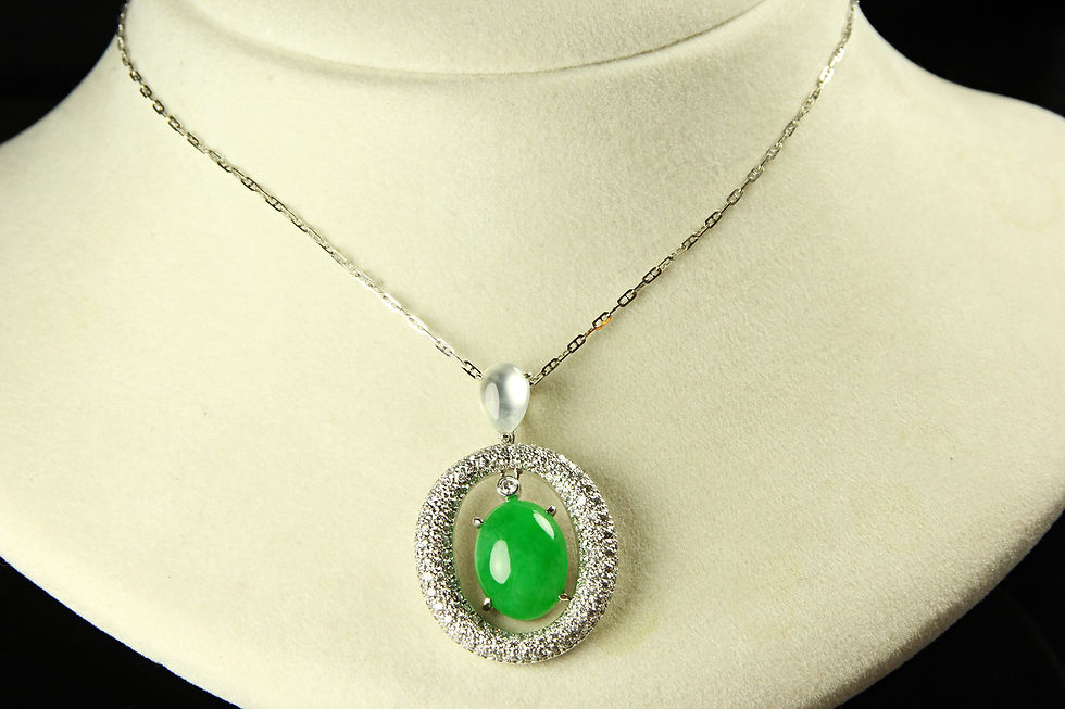 Thumbnail: 《迴》質感蛋面翡翠墜飾