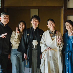 白無垢と紋付きで家族写真