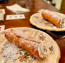 homemade cannolis