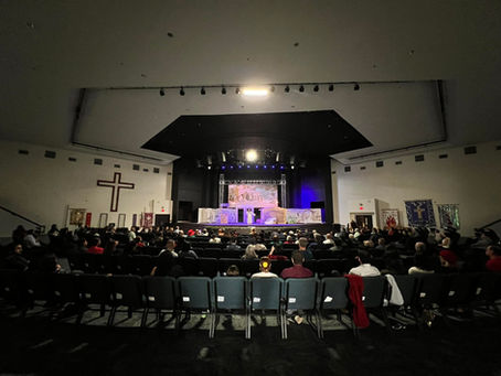 What to Expect During a Typical Church Service