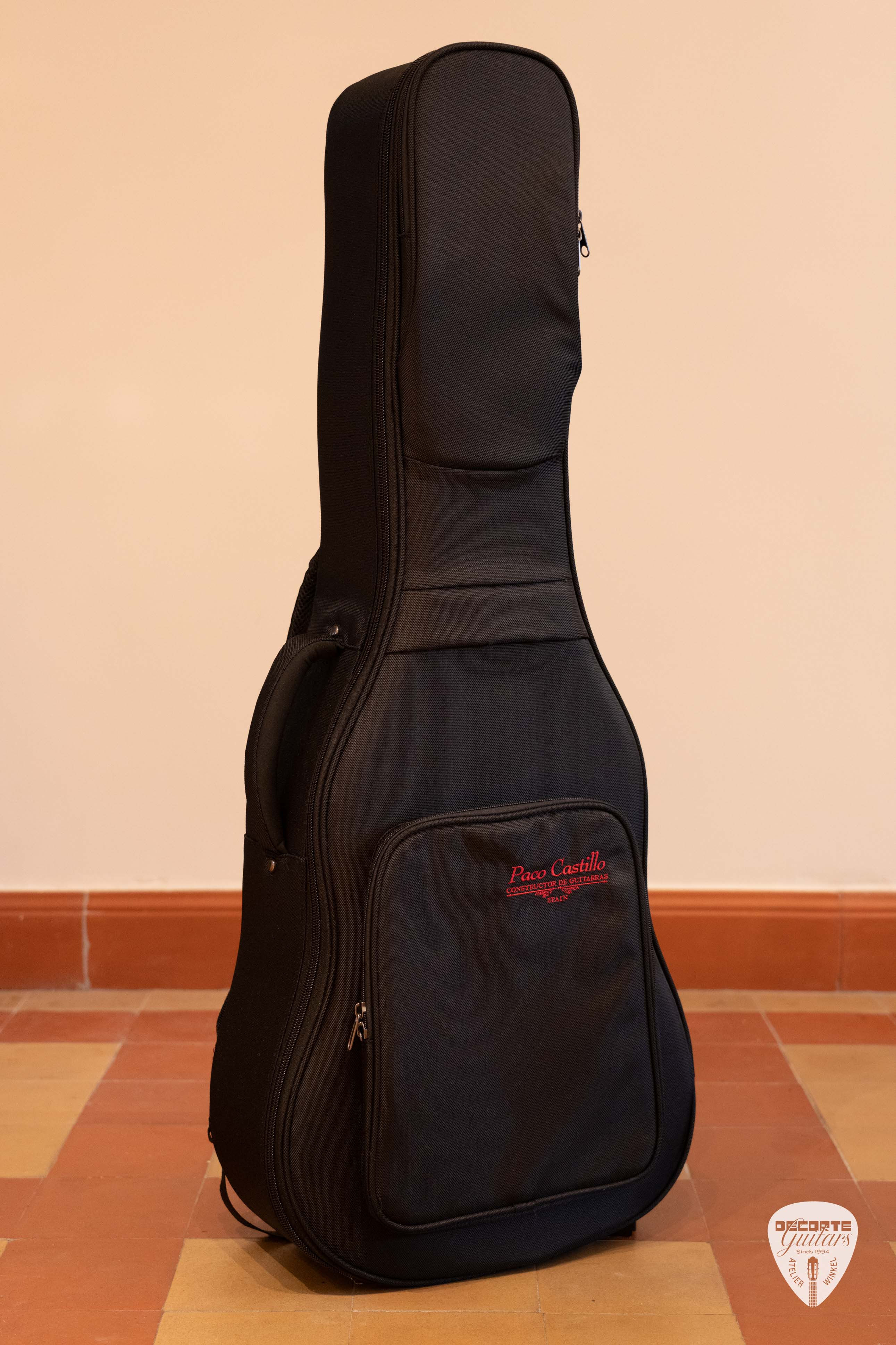 Paco Castillo luxe softcase klassiek gitaar