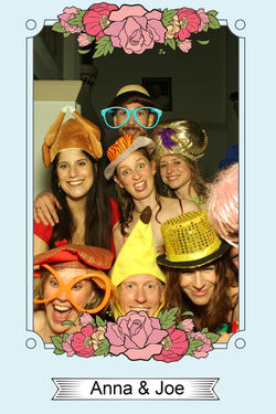 Herts magic mirror photo booth hire