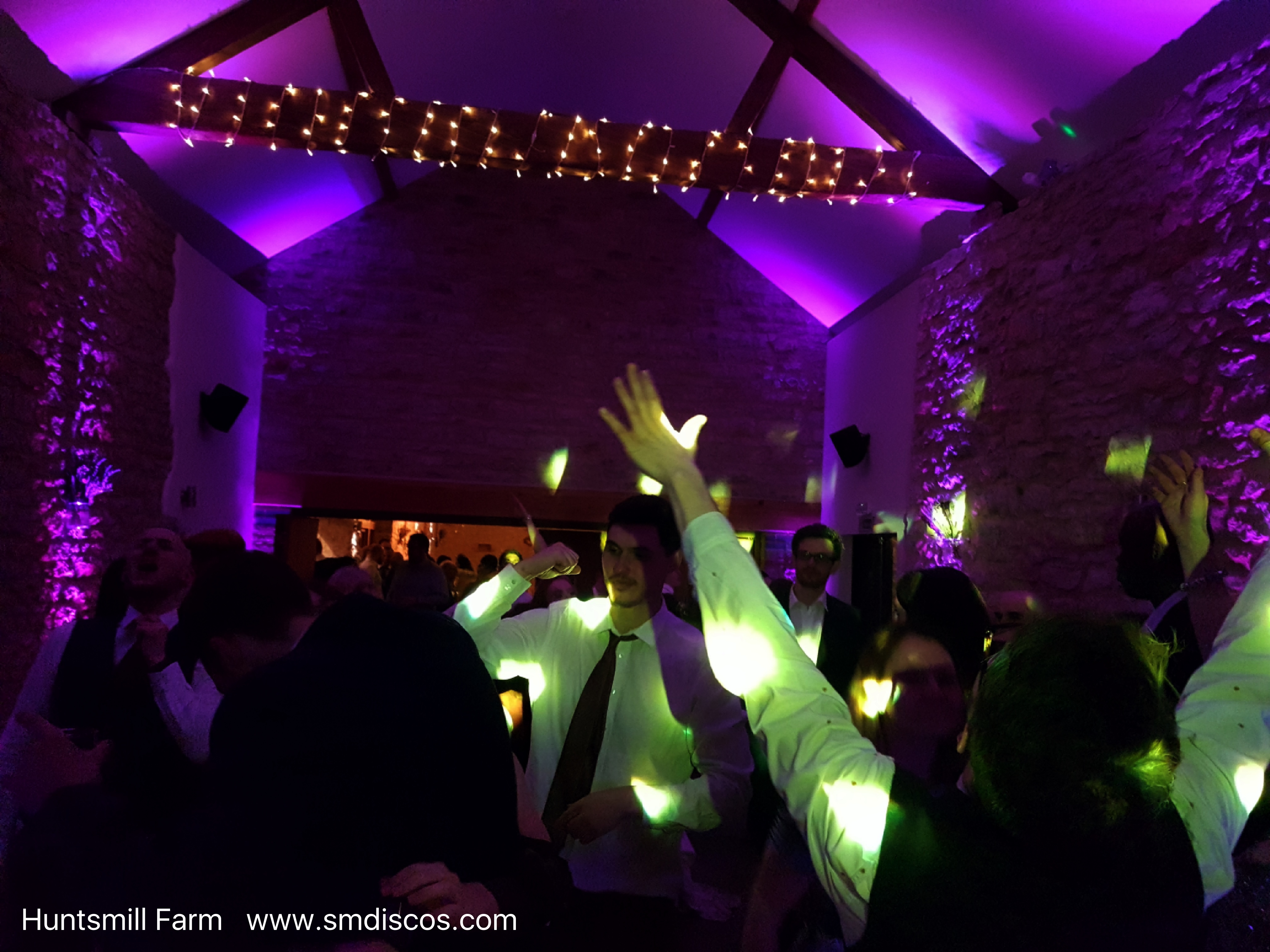 Buckinghamshire wedding DJs