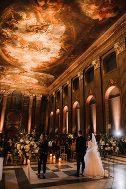 bride and grrom getting married in Oxford venue