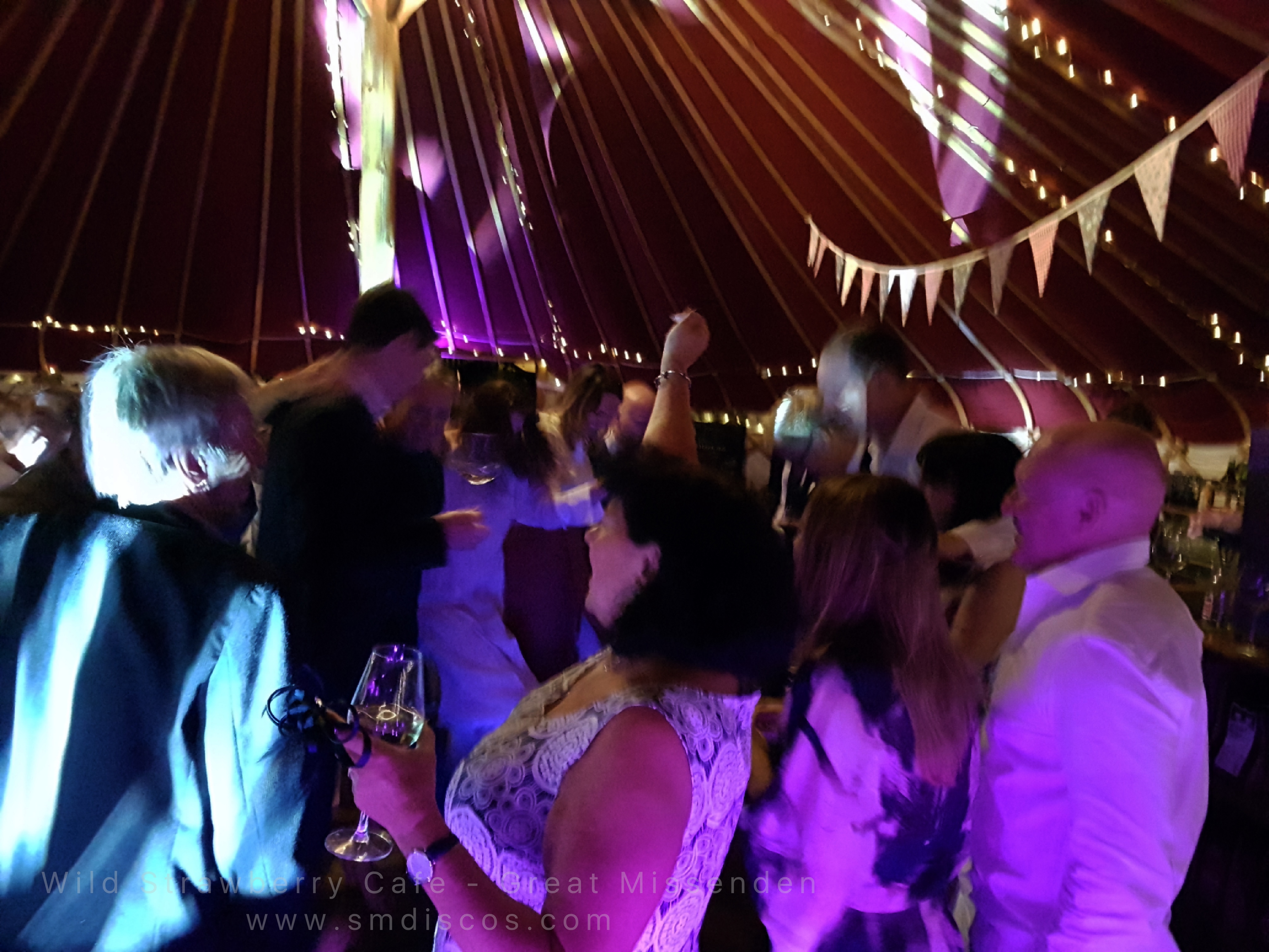 Buckinghamshire wedding dj