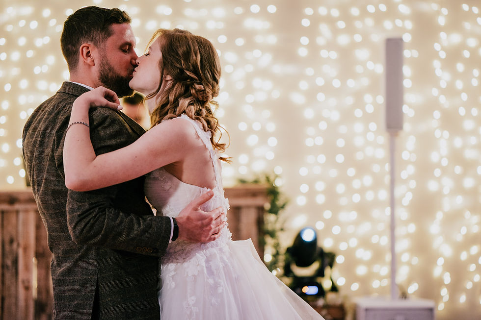 Oxfordshire wedding DJ