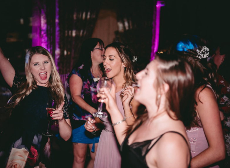Manor Farm Barn Oxford Wedding DJ 15