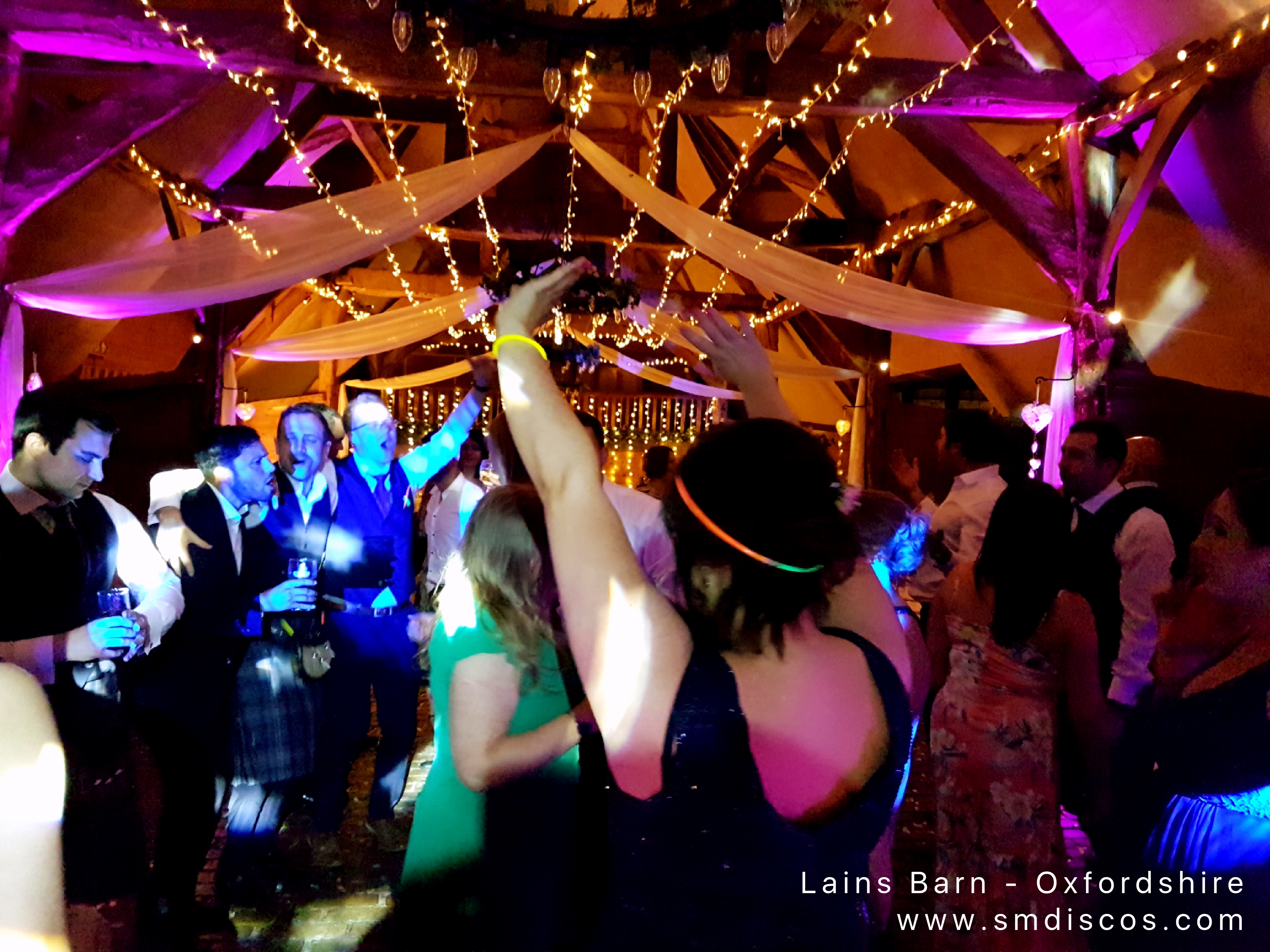 Party DJ Lains Barn
