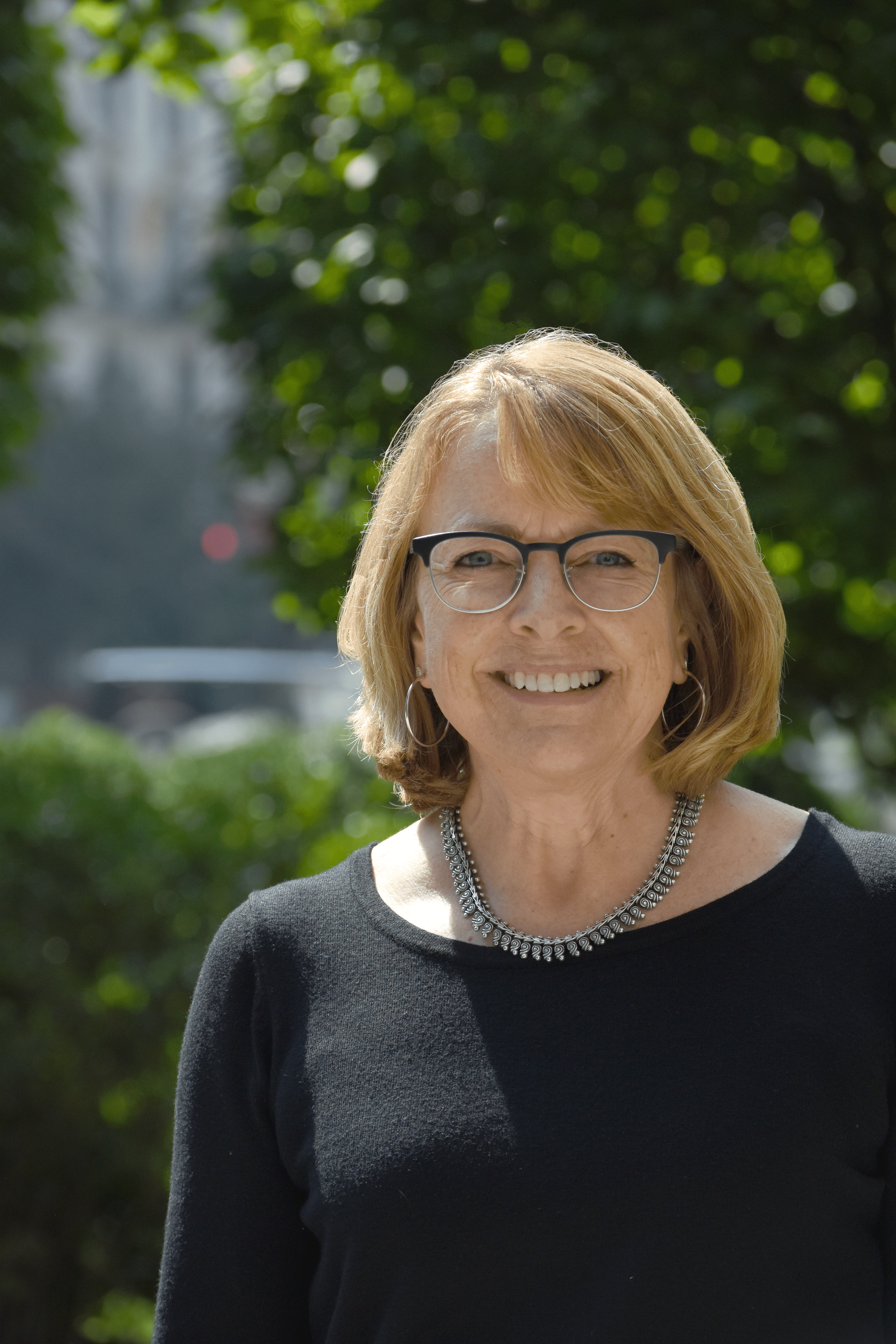 betsy claro-diaz betsy claro-diaz