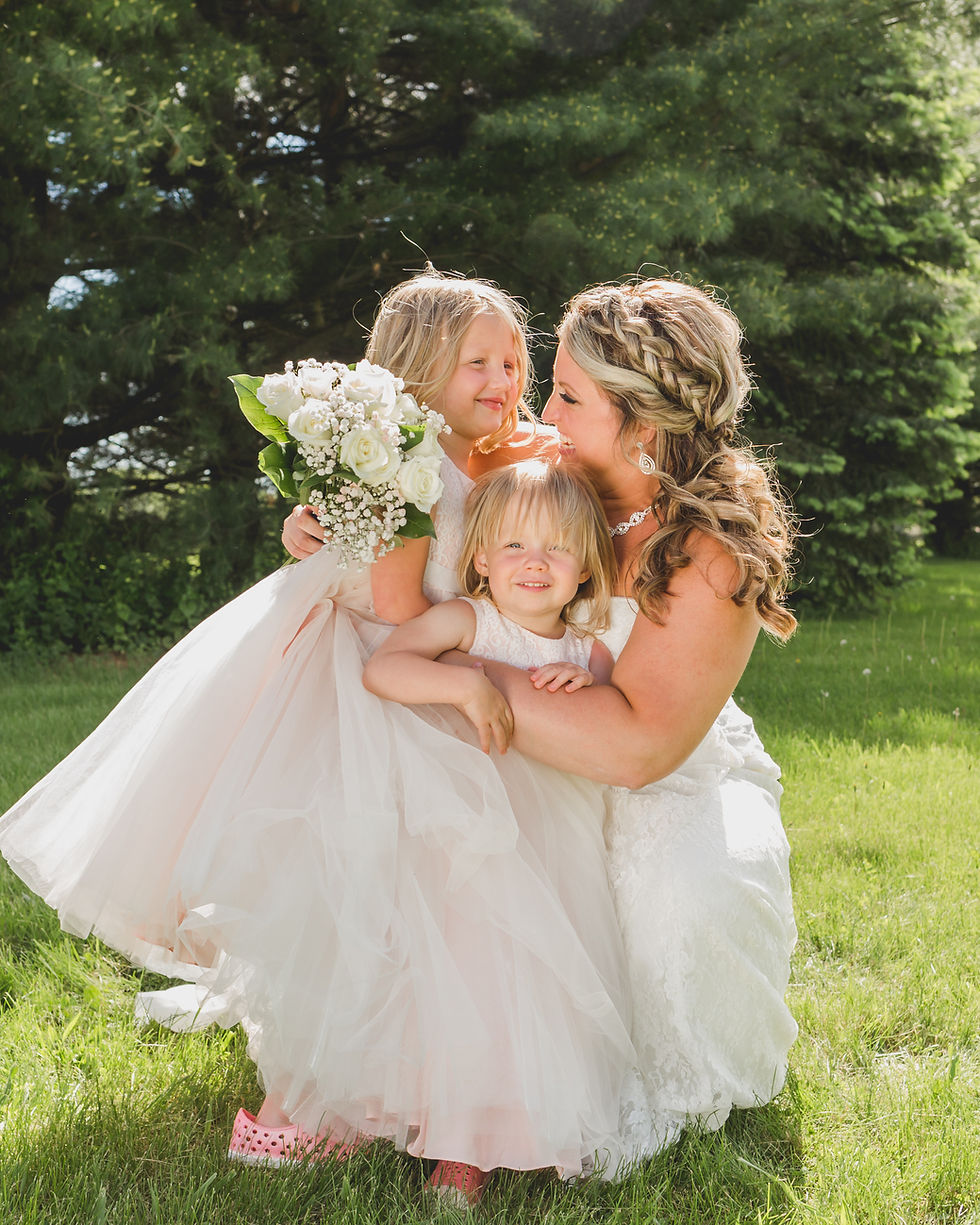 South Elgin wedding photography, flower girls, wedding photographer
