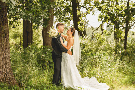 Melanie and Brandon's Summer Wedding 