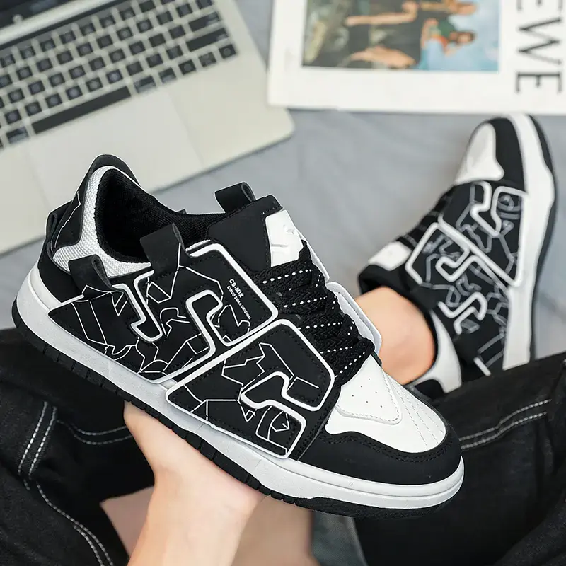 Thumbnail: MAIJIAKA SNEAKERS