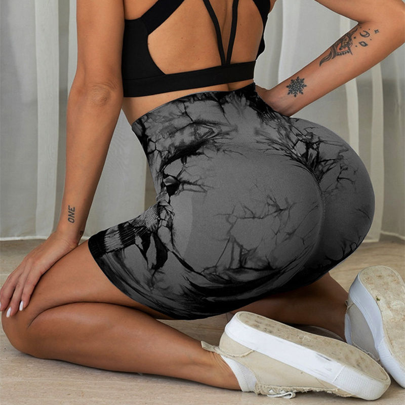 Thumbnail: Tie-dye yoga pants