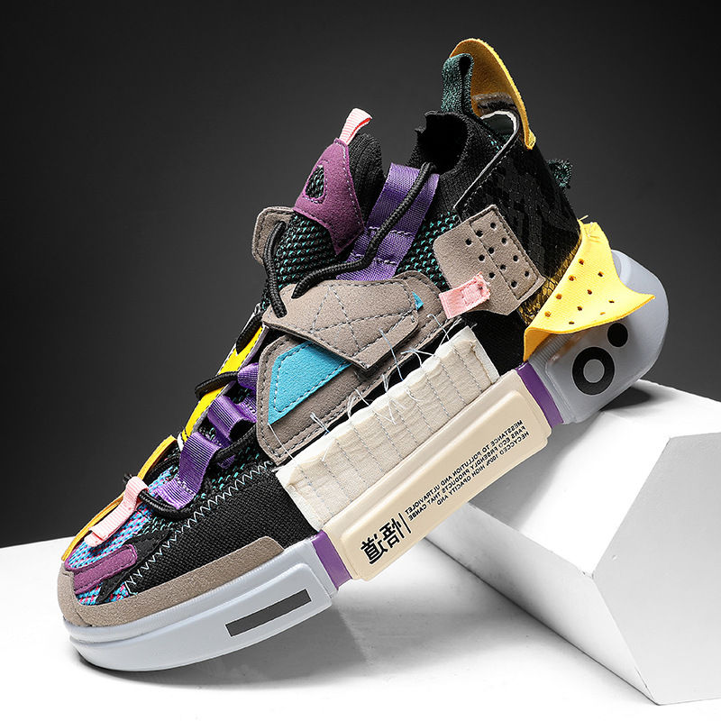 Thumbnail: Oistar's Sneakers