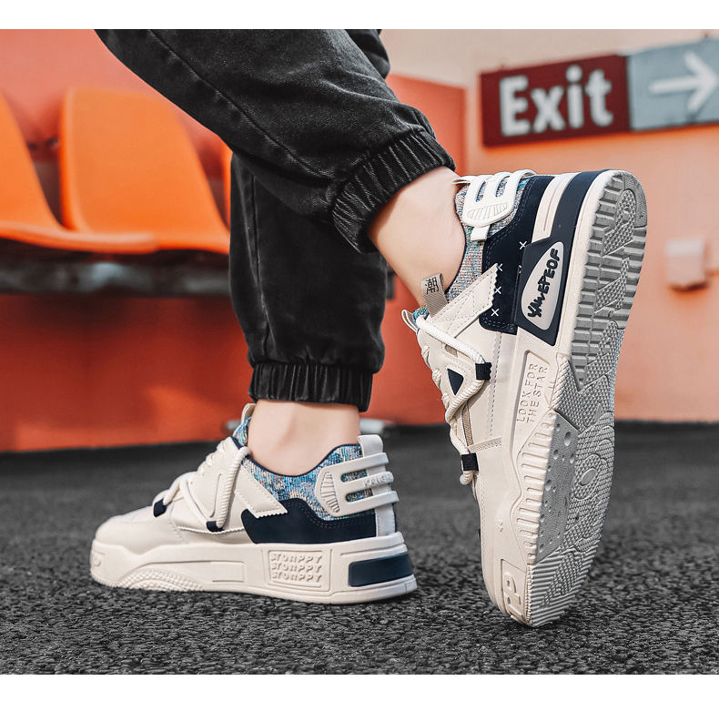 Thumbnail: Oishi's sports shoes 