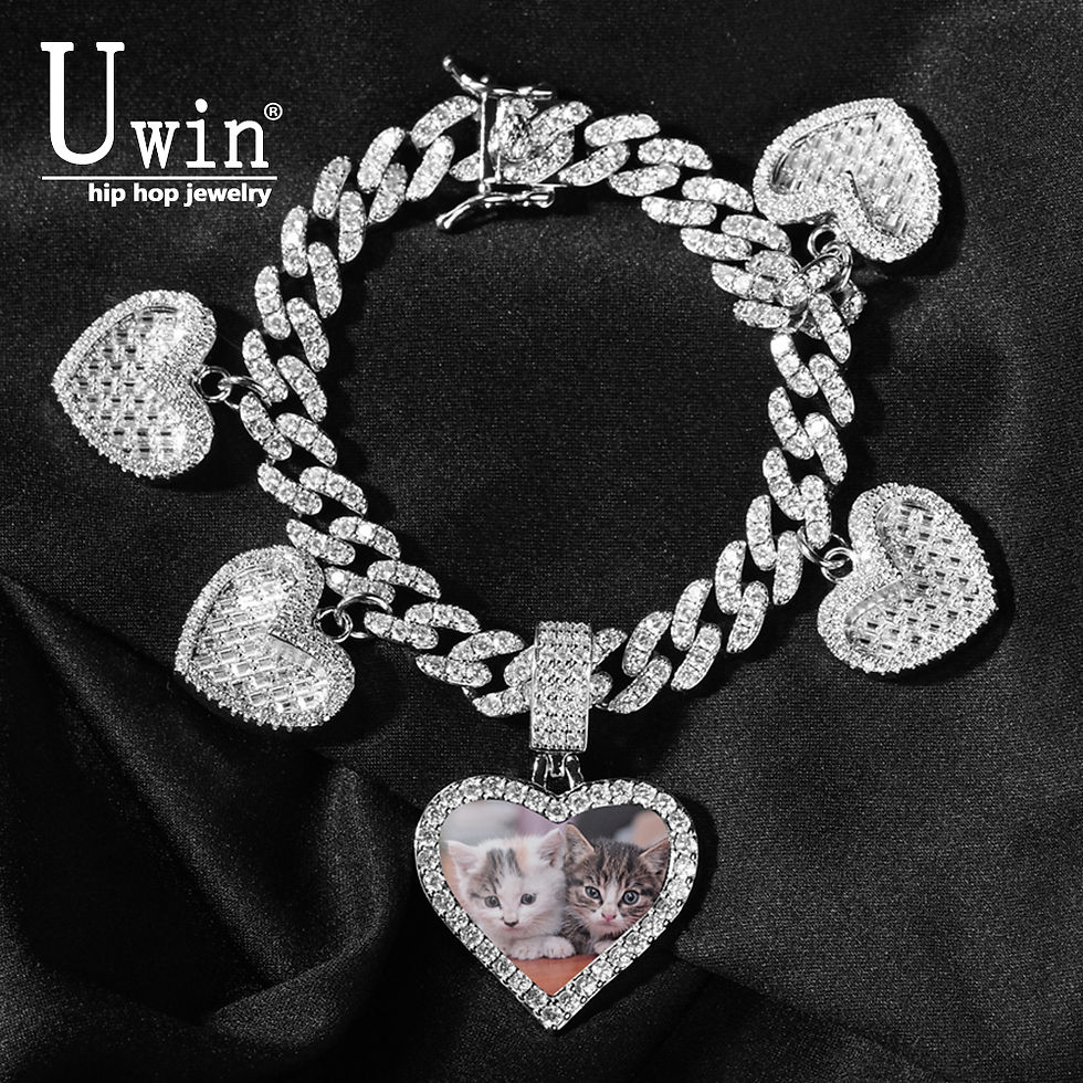 Thumbnail: Pendant Bracelet Cuban Chain Hearts Miami Link
