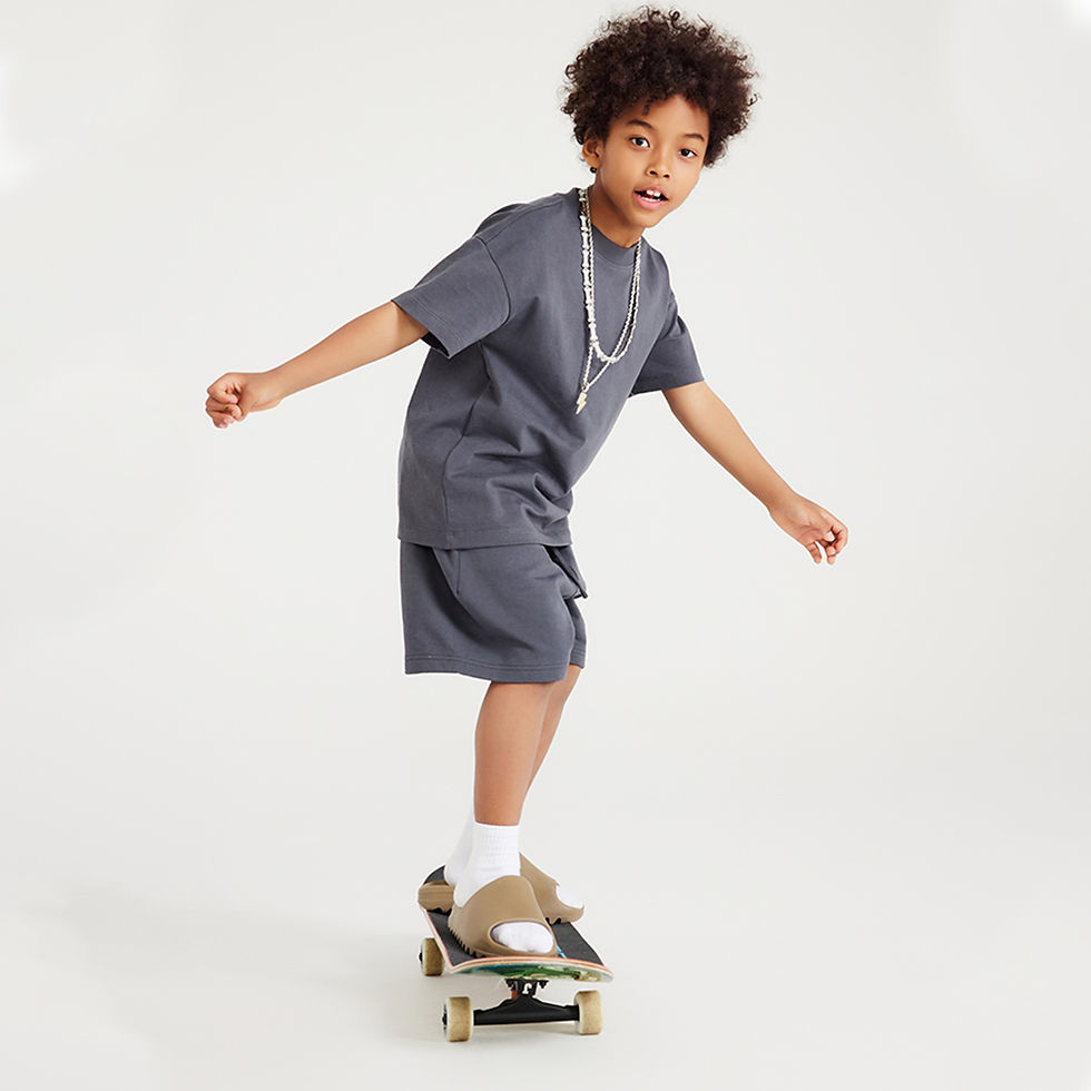 Thumbnail:   Oistar's Streetwear Kids 