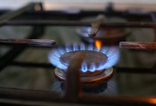 depositphotos_100380696-stock-video-gas-