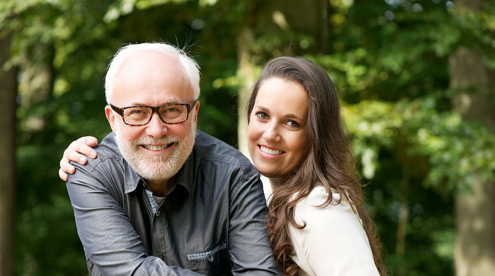 Woman Does 'Happy Father's Day' Facebook Post Even Though Her Dad Doesn't Have FB