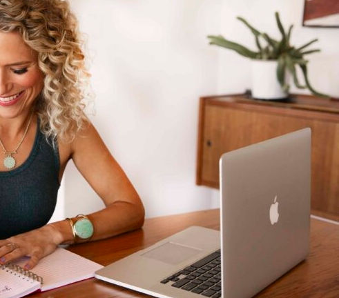 become-an-online-health-coac.jpg