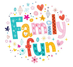 family-fun-decorative-type-lettering-des
