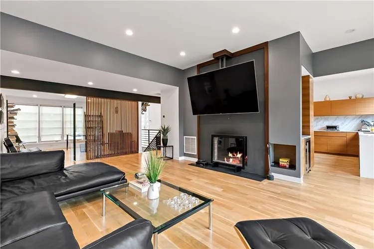 Living area addition and renovation in Westchester NY