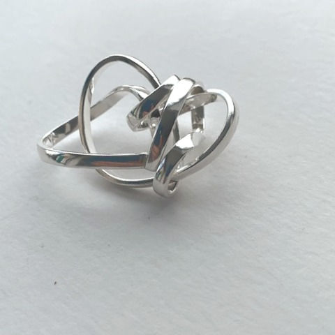 Thumbnail: Knot 1 pendant