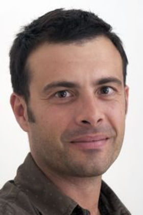 Roberto_Perez-1-200x300.jpg