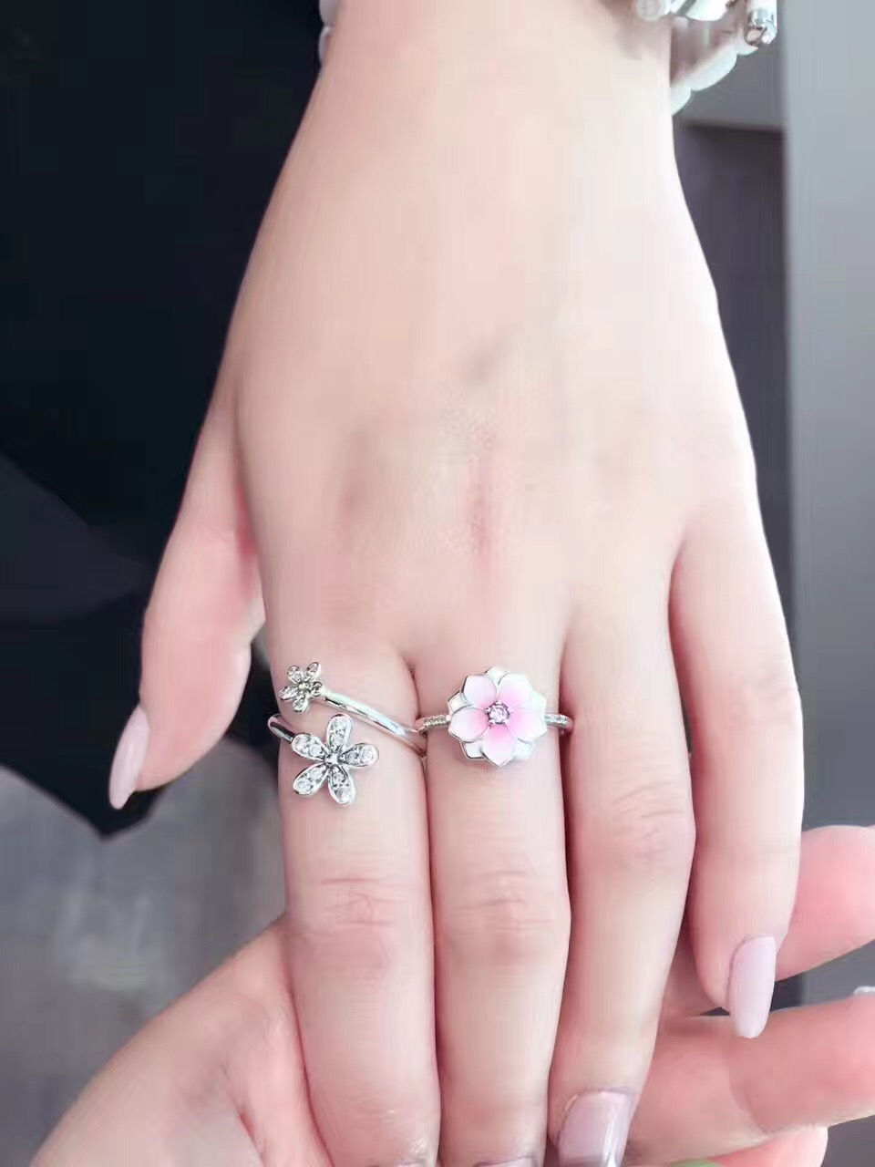 Thumbnail: 2017潘多拉春季新款十里桃花系列