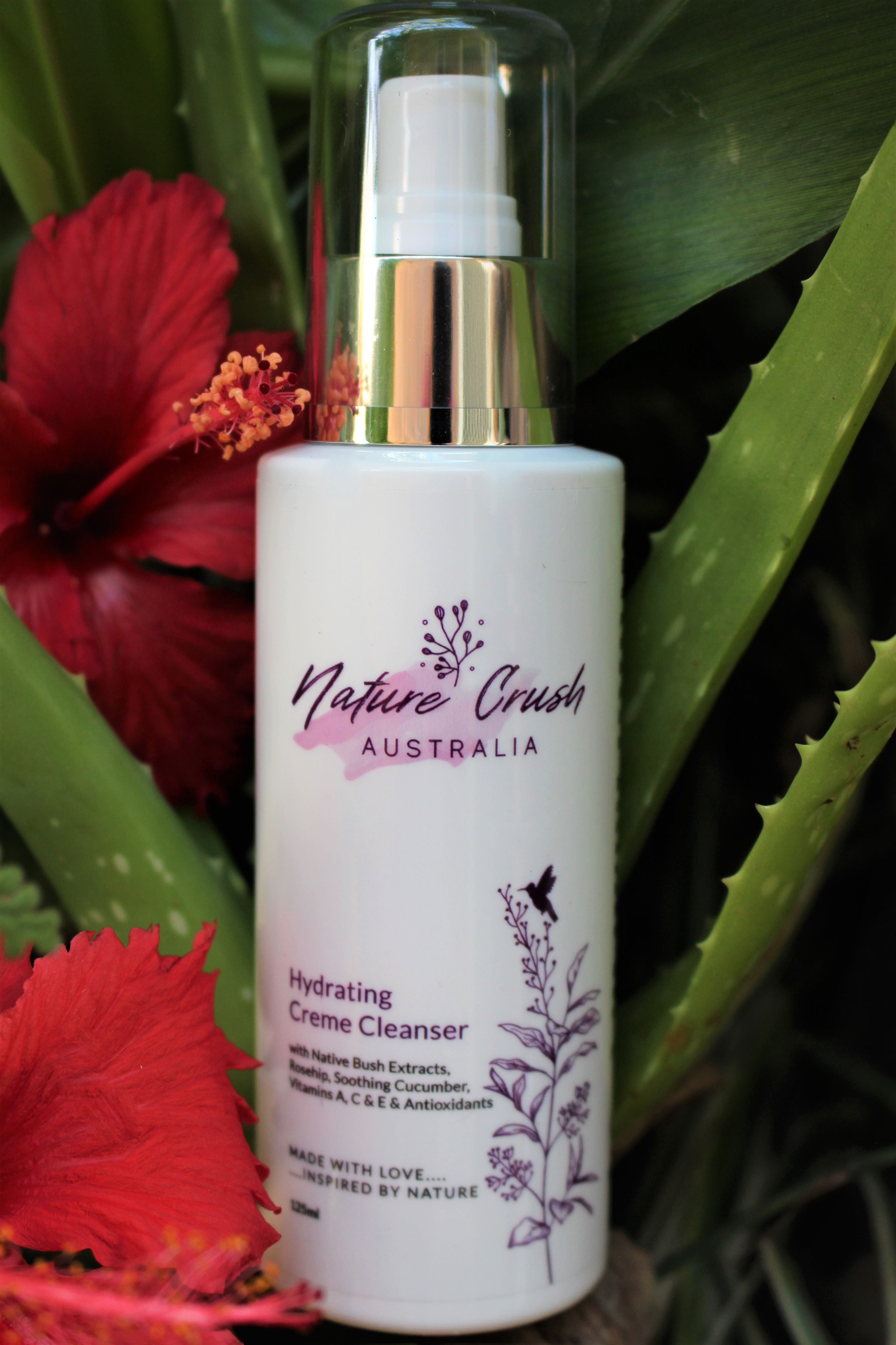 This beautiful little gem both cleanses and hydrates, thanks to soothing cucumber and nourishing rosehip