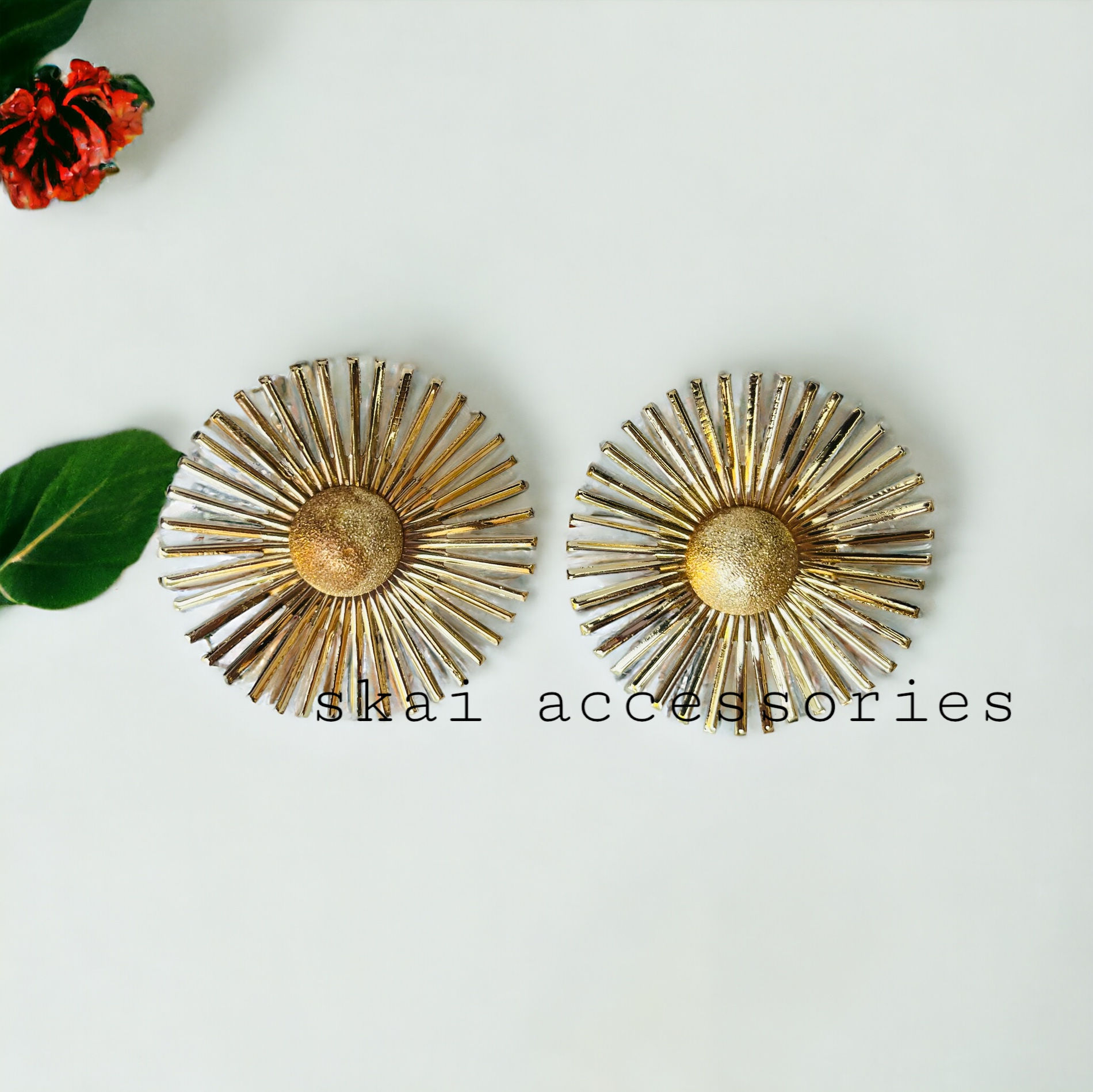 Dyu : Gold Statement earrings