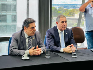 Domingos Sávio participa de reunião para discutir portaria prejudica o comércio