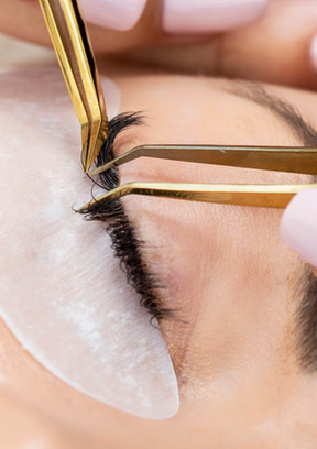 Classic Eyelash Extensions 13.jpg