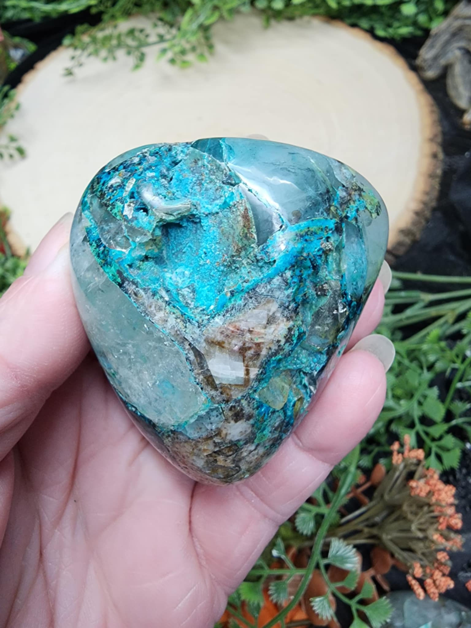 Chrysocolla, Malachite and Ajoite in Quartz Freeform