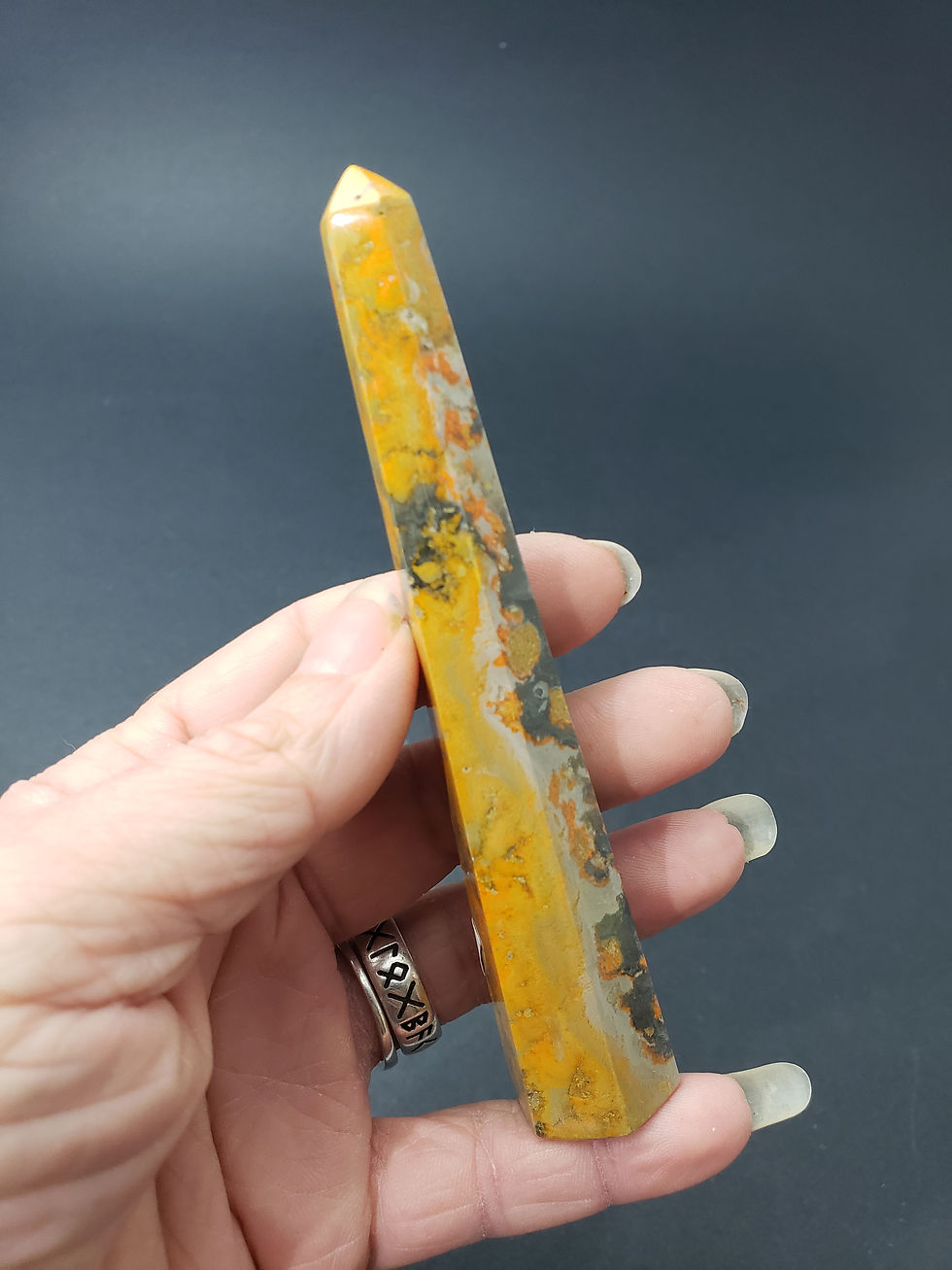 Thumbnail: Bumblebee Jasper Tower