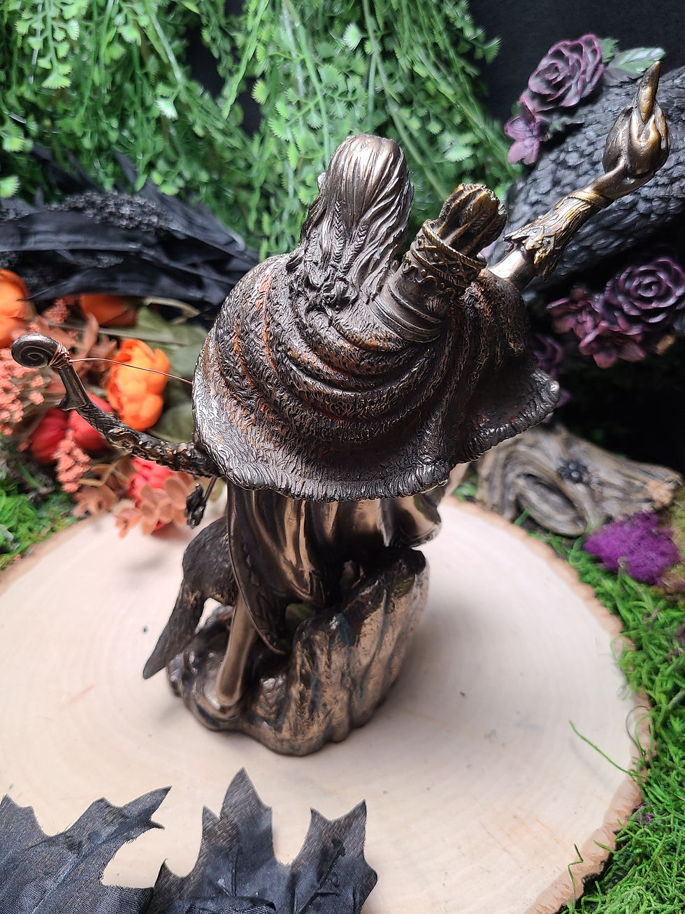Thumbnail: Skadi Statue