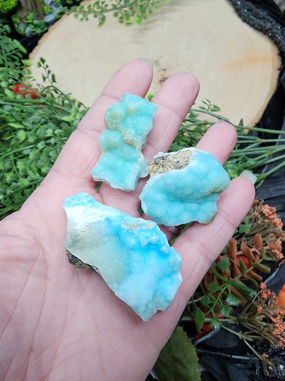 Thumbnail: Blue Aragonite Cluster