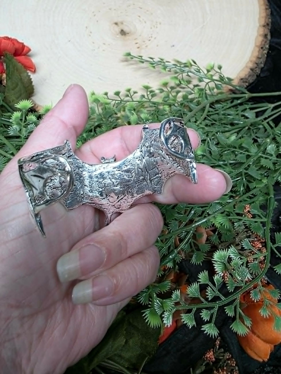 Thumbnail: Malleable Bat Bracelet