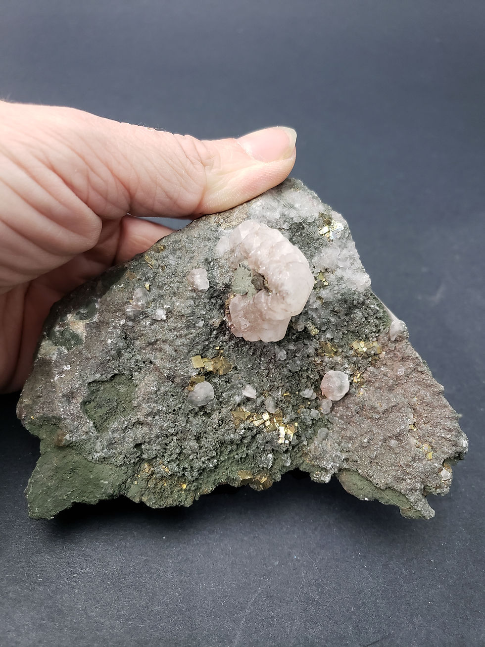 Thumbnail: Calcite Cluster