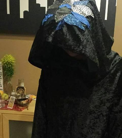 cerimonial ritual cloak robe