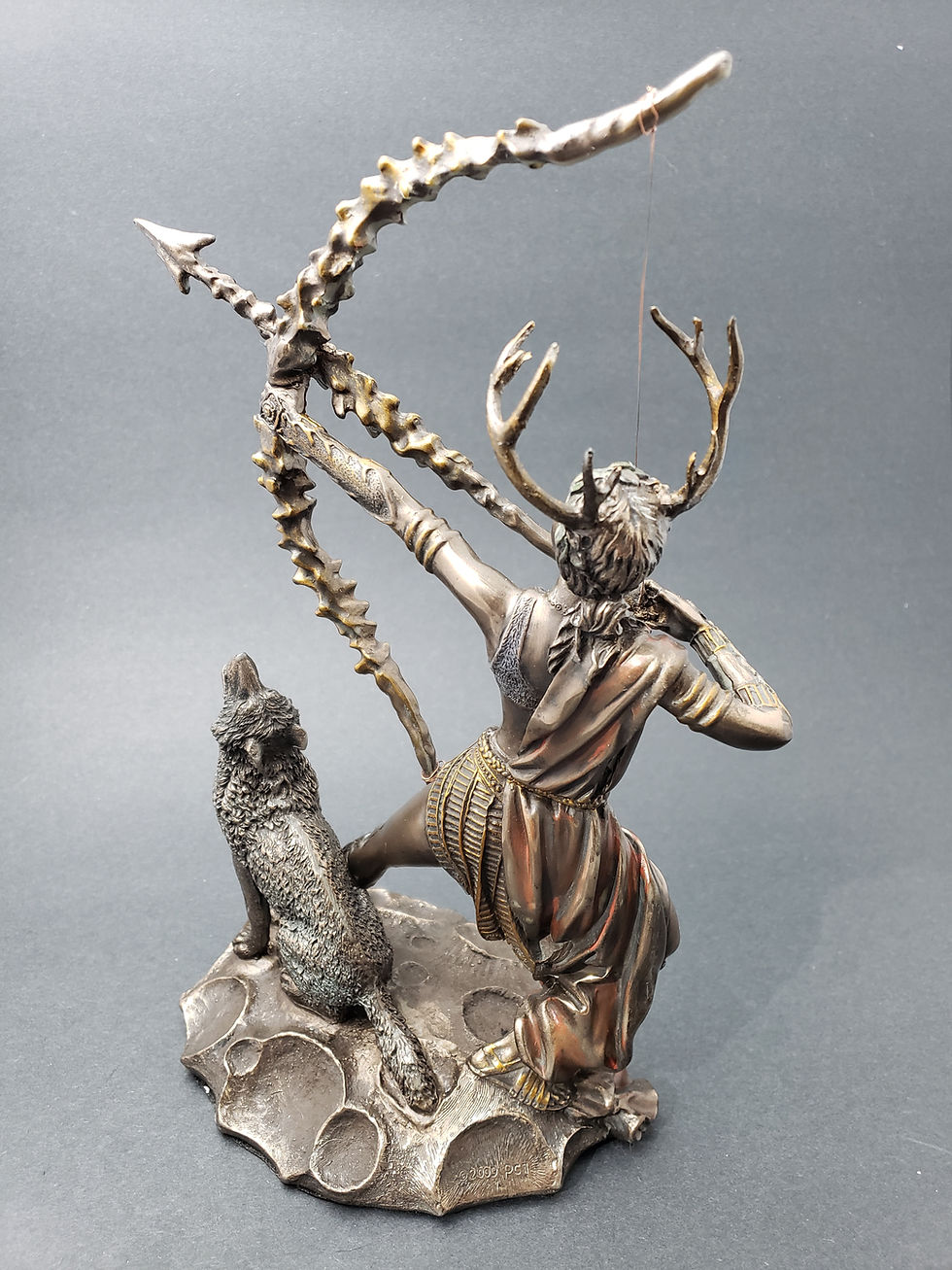 Thumbnail: Artemis Statue