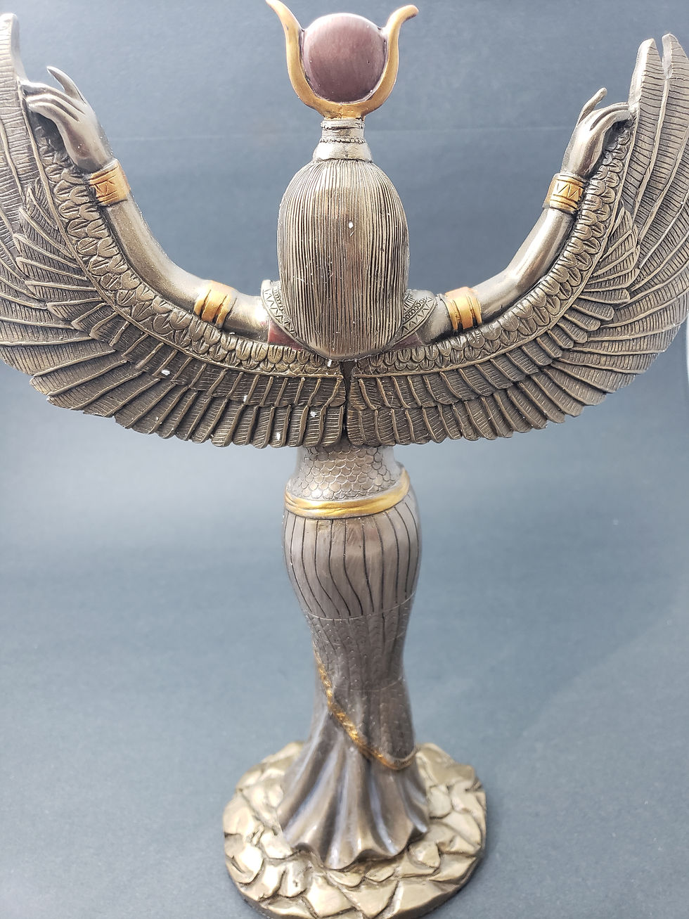 Thumbnail: Bronze Isis Statue