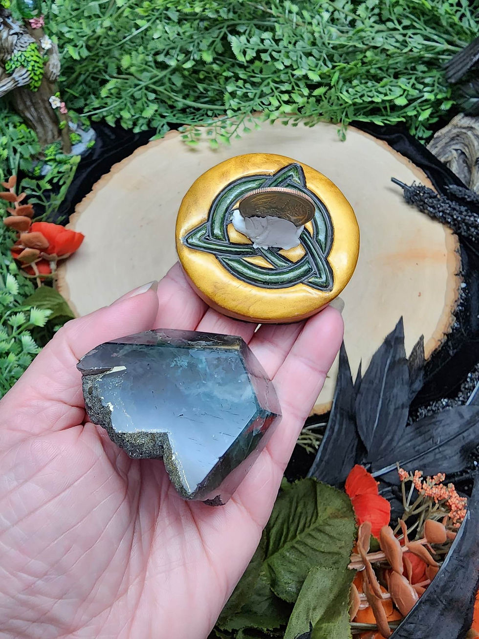 Thumbnail: Fluorite with Pyrite Freeform