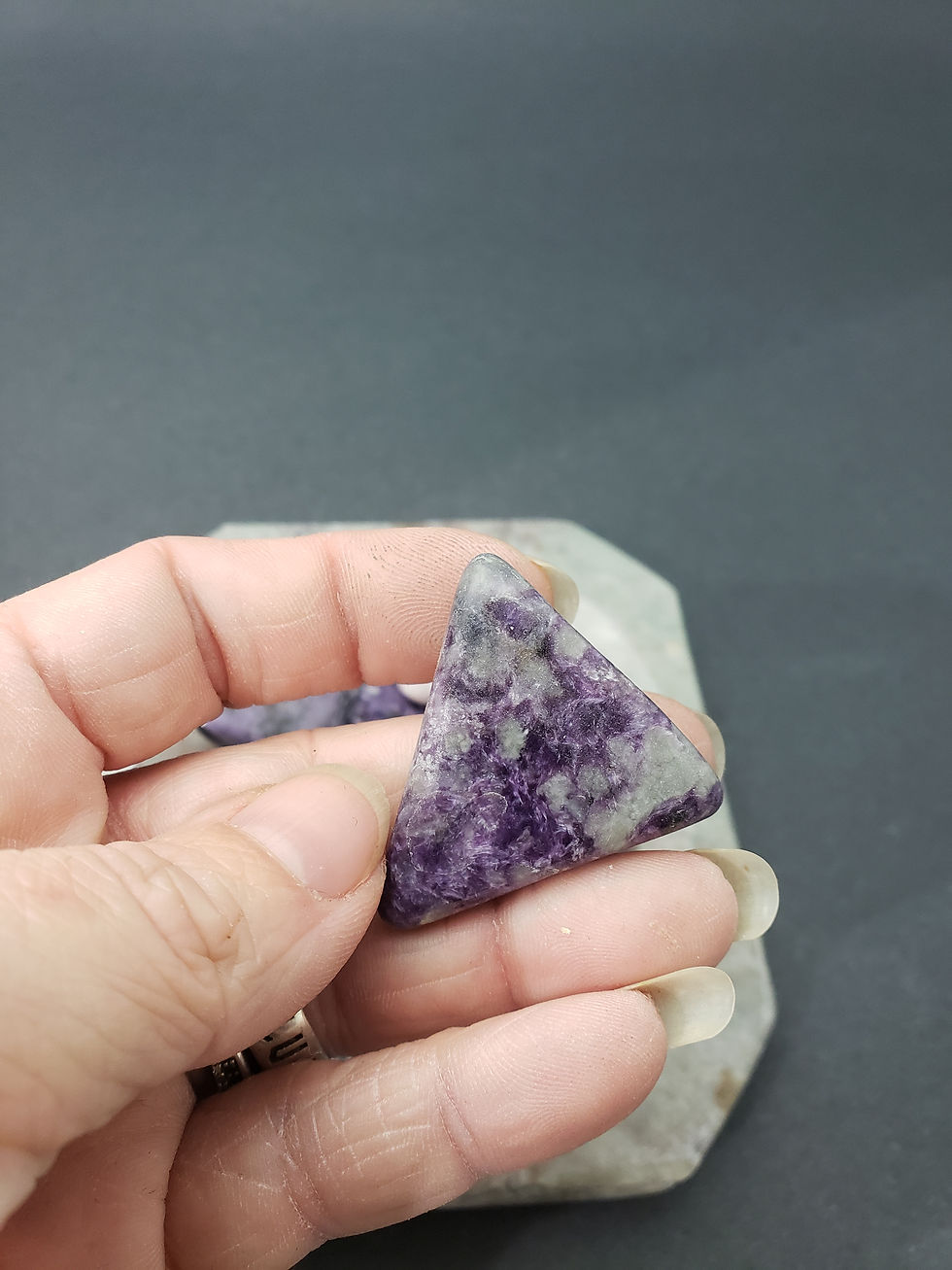 Thumbnail: Charoite Tumble