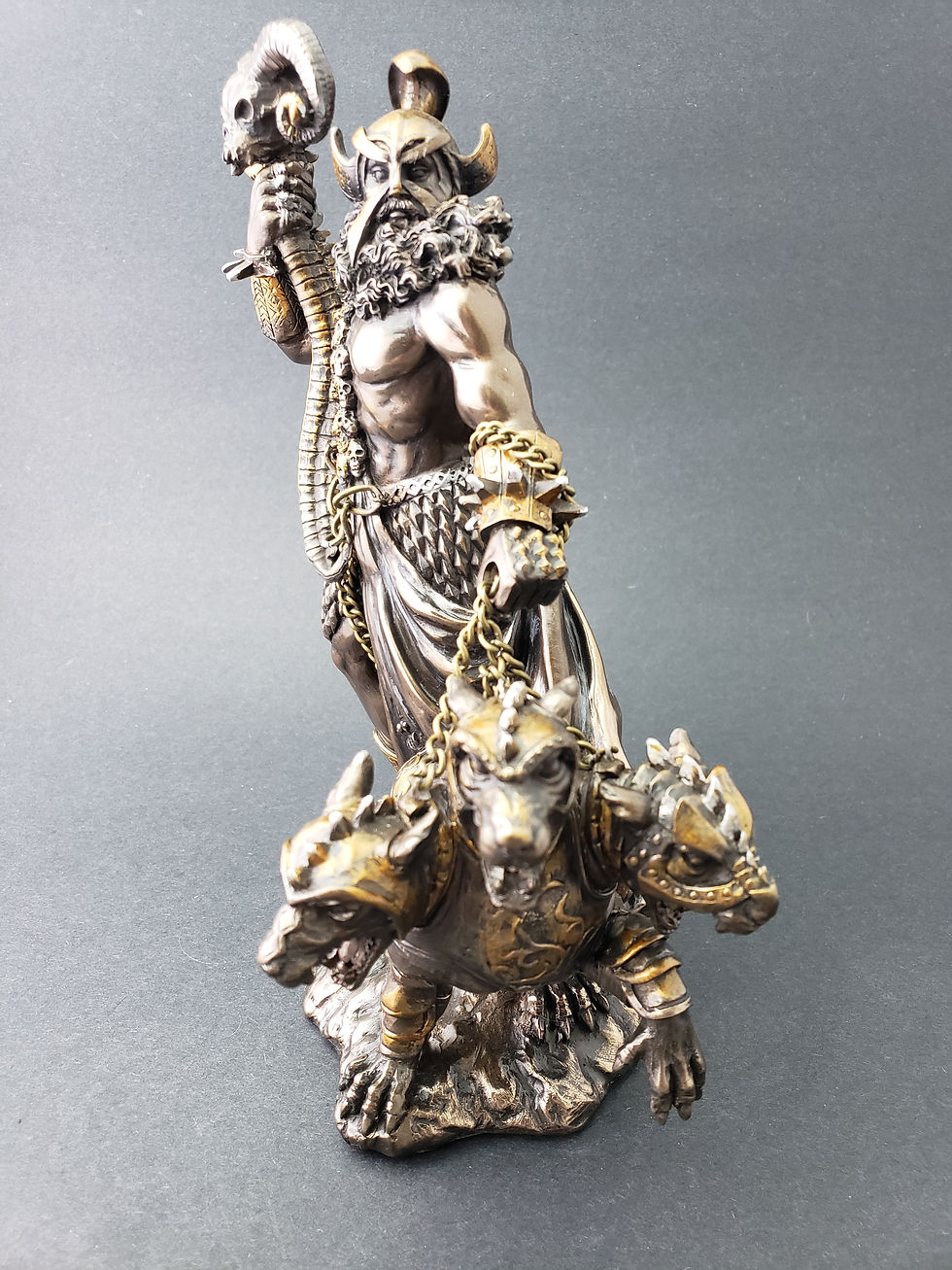 Thumbnail: Hades Statue
