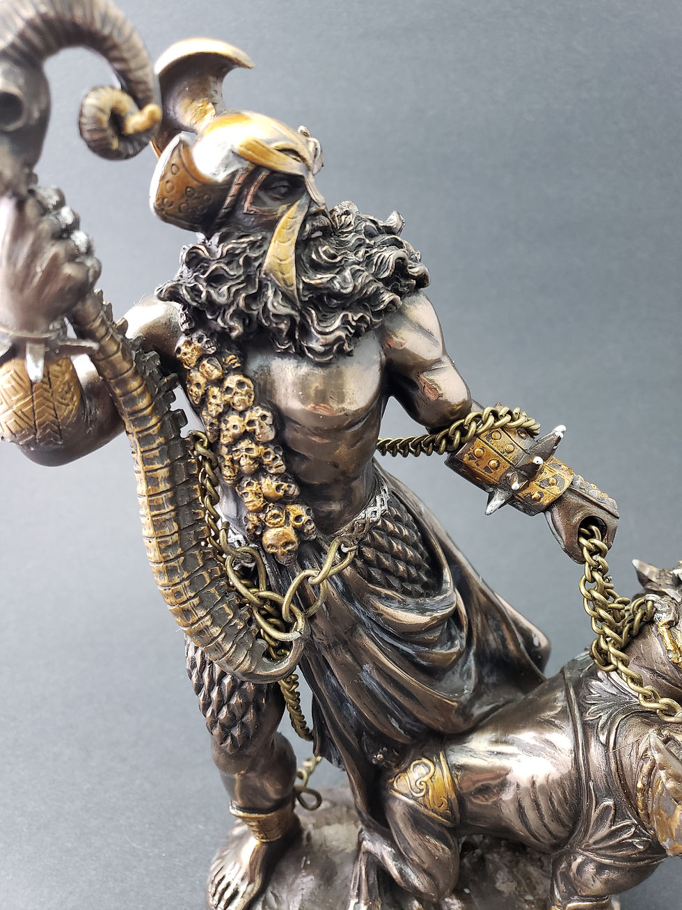 Thumbnail: Hades Statue