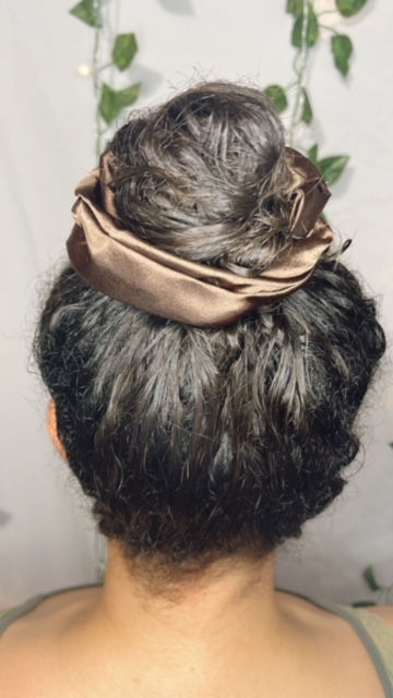 Thumbnail: Cali Girl Silk Scrunchie