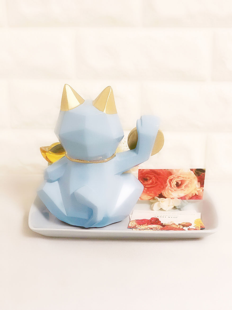 Thumbnail: Grand opening preserved flowers cat and card holder