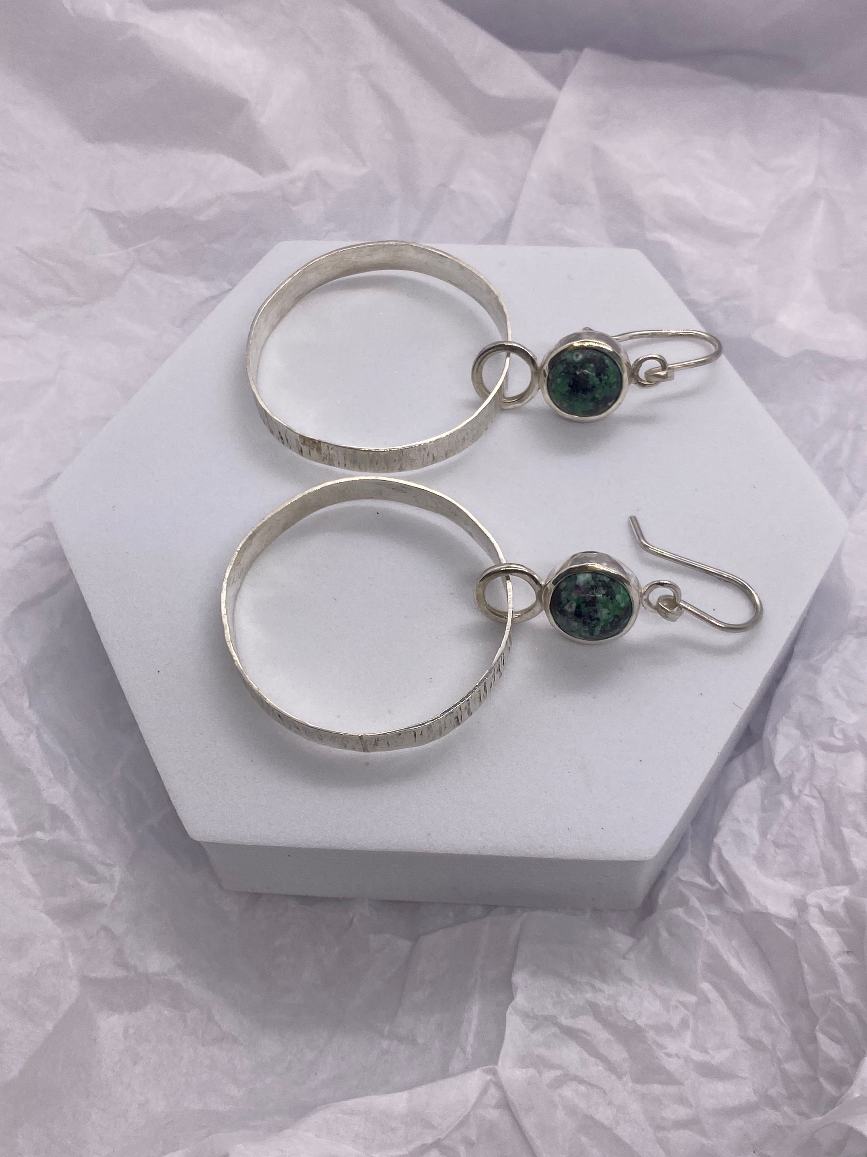 Plata martillada y ziositas 10mm