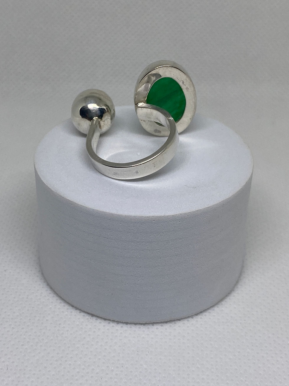 Miniatura: Jadeita y esfera